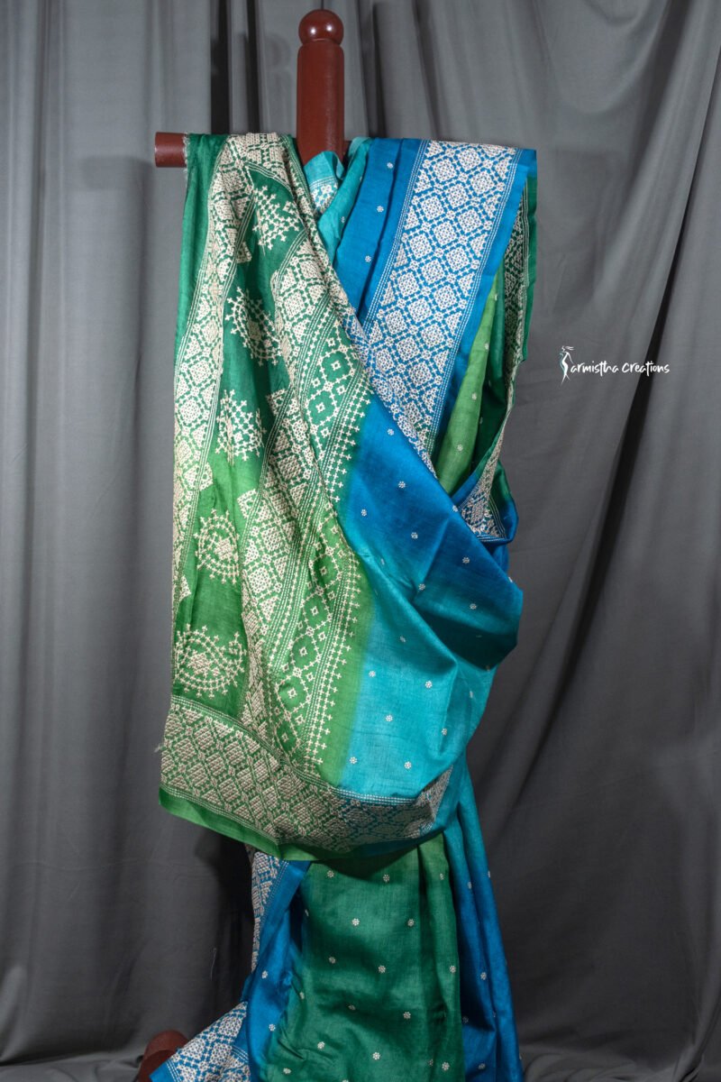 Teal and Green Tussar Kutchwork Saree ptkw-005 - Image 2