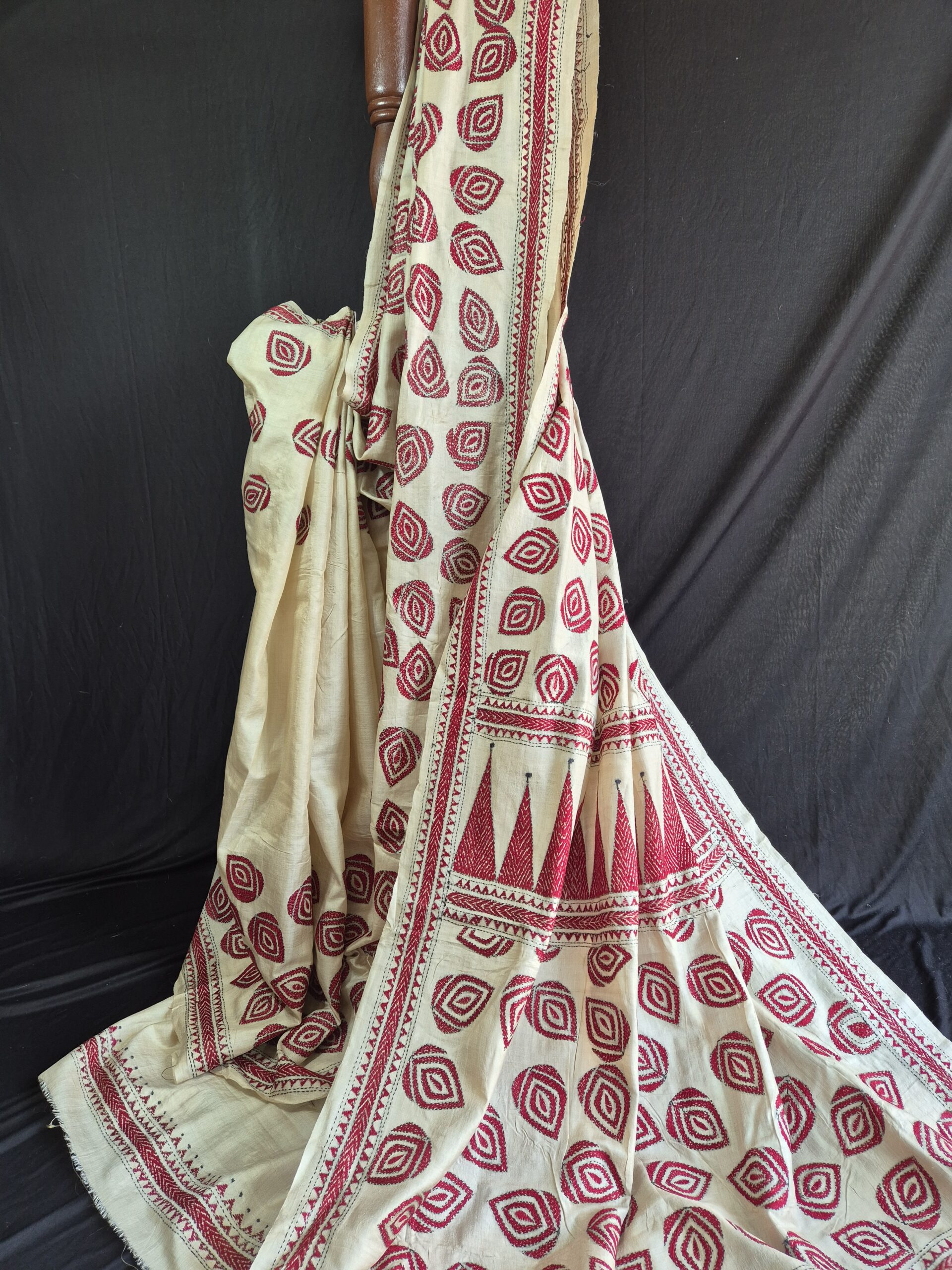 kantha stitch work on natural undyed pure tussar saree with silk mark