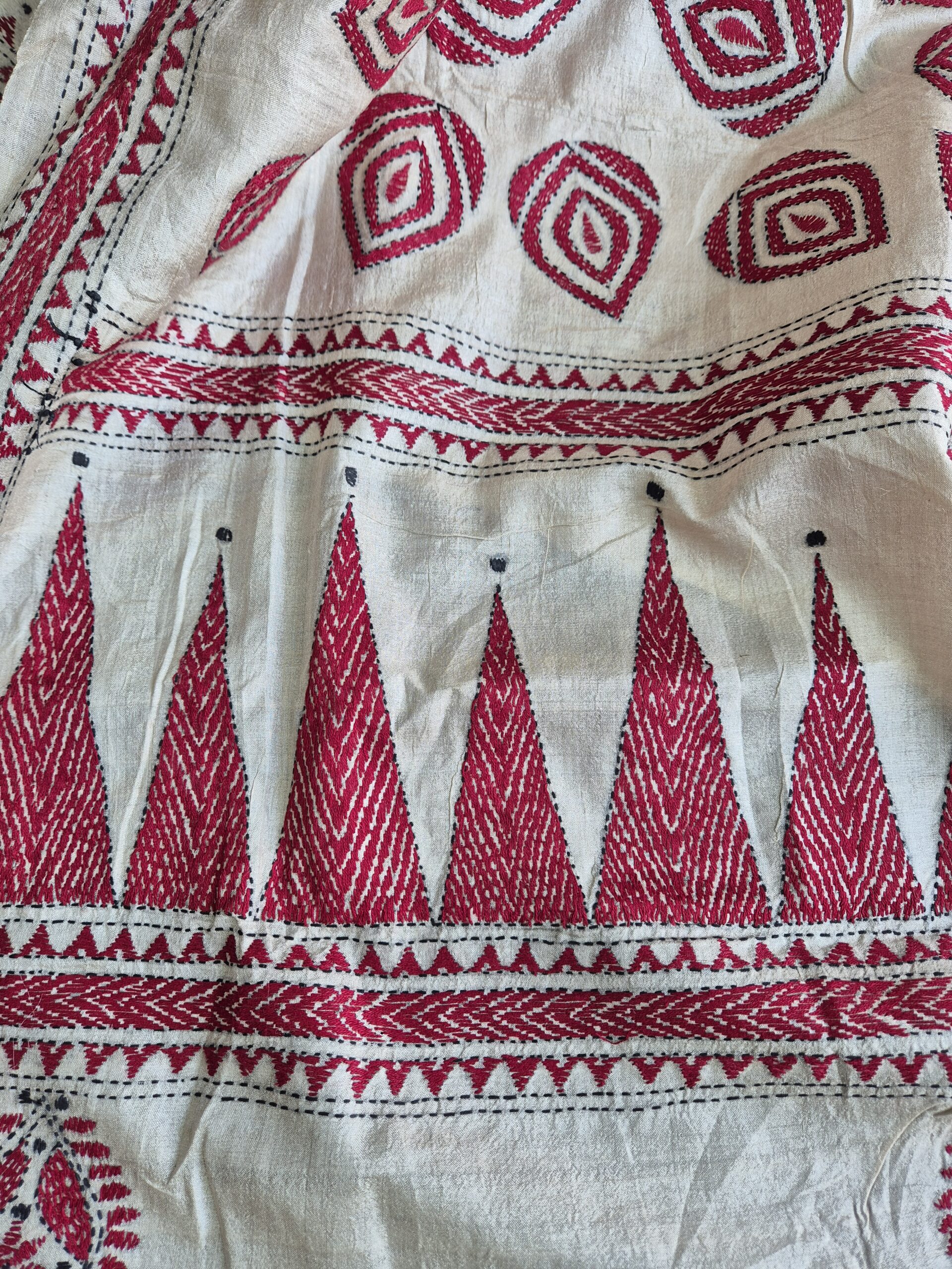 Temple Border & Flower Kantha Stitch on Undyed Pure Tussar - Image 3