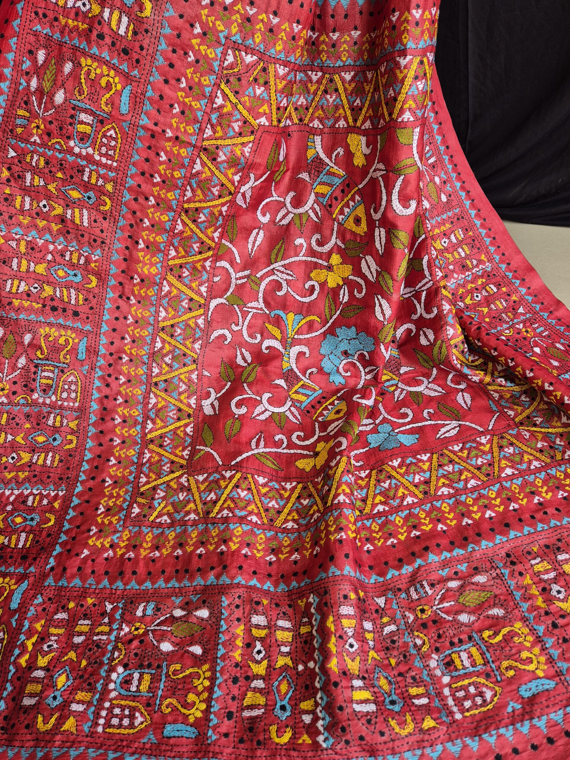 Stunning Kantha Stitch Saree on Pure Tussar (Mehendi Green & Red) - Image 3