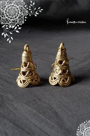 conical dokra earring with filigree work. hand-made tribal jewellery